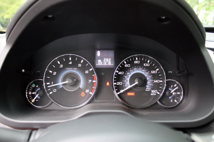  Subaru Legacy 2.5GT 2010 года  (фото 67 из 82)